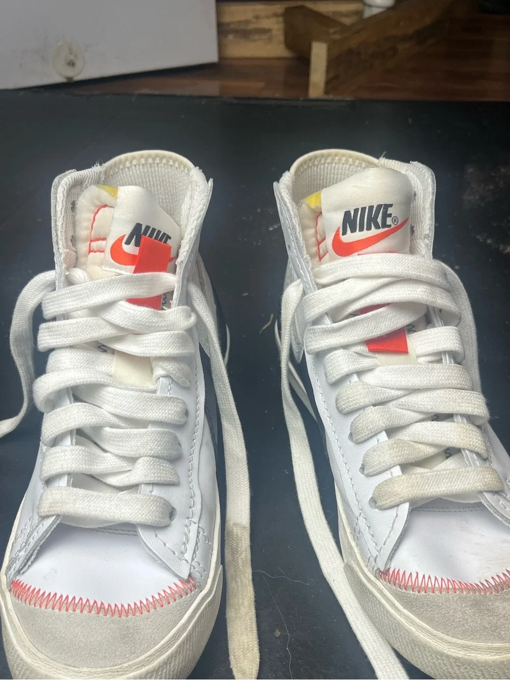Nike Blazer Mid '77 Jumbo Swoosh White Black DD3111-100 Size 9
